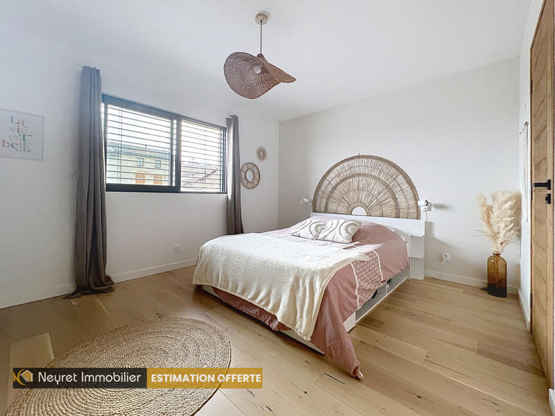 Maison - 150 m² - 5 pièces