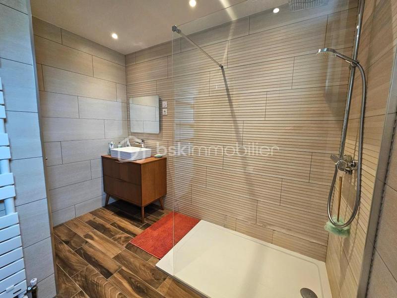 Pavillon - 110 m² - 6 pièces