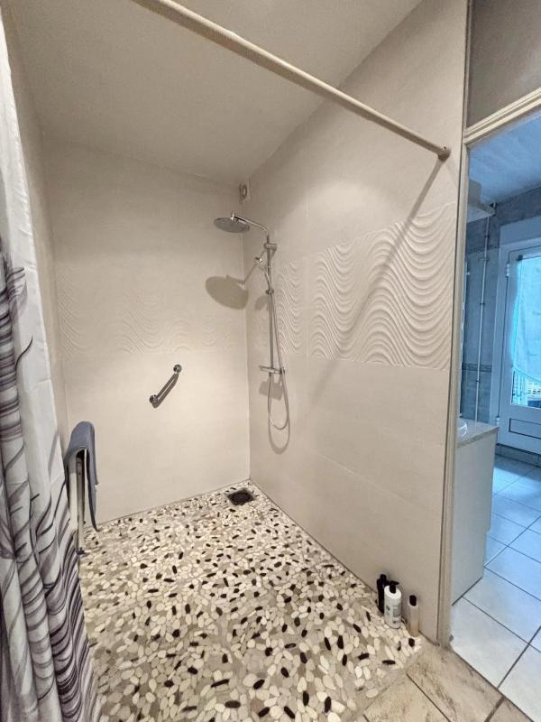 Maison de village - 209 m² - 8 pièces