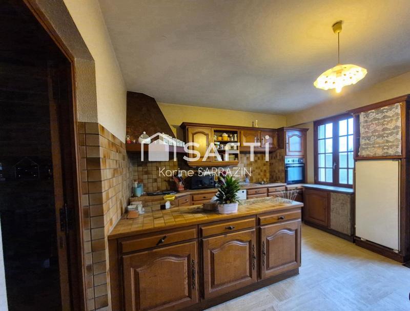 Maison - 138 m² - 5 pièces