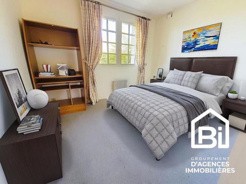 Maison - 189 m² - 6 pièces