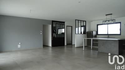 Maison - 144 m² - 5 pièces