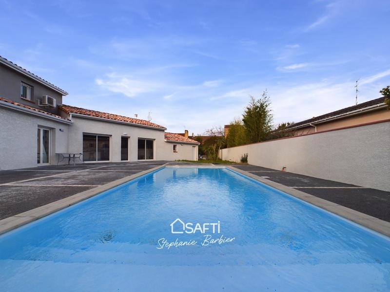 Maison - 187 m² - 6 pièces