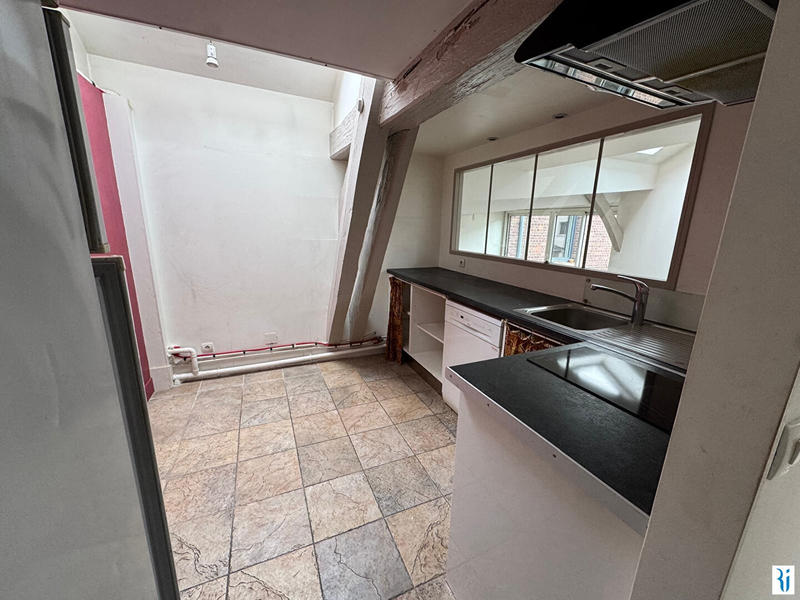 Appartement - 97 m² - 5 pièces