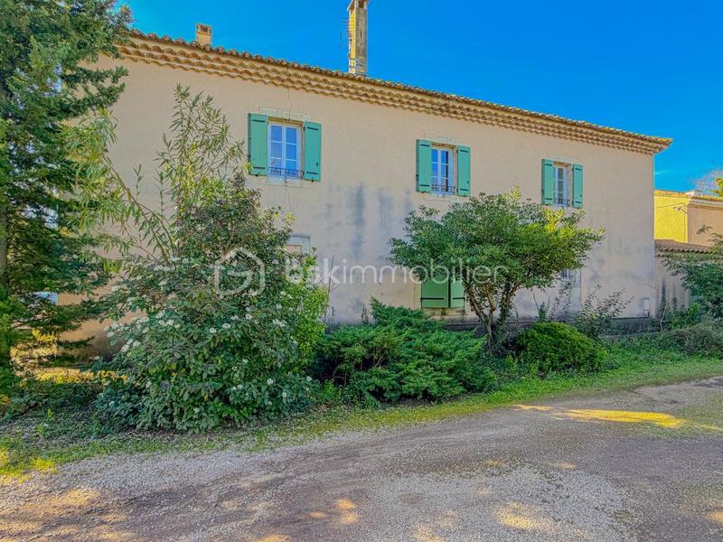 Demeure - 208 m² - 7 pièces