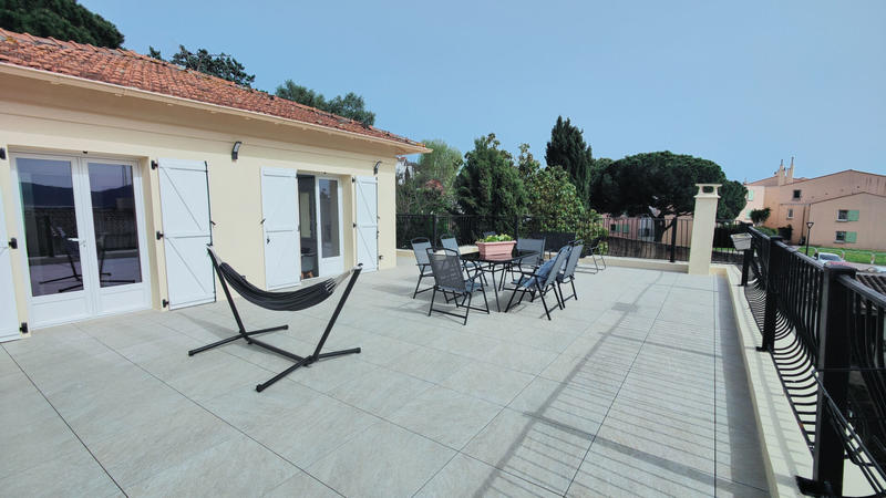 Villa - 171 m² - 6 pièces