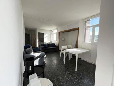 Appartement - 103 m² - 6 pièces