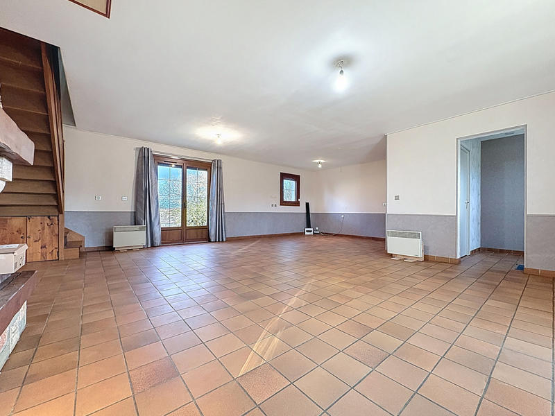 Maison - 156 m² - 7 pièces