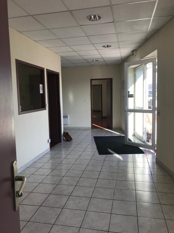 Bureau - 190 m² - 6 pièces