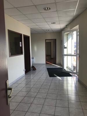 Bureau - 190 m² - 6 pièces