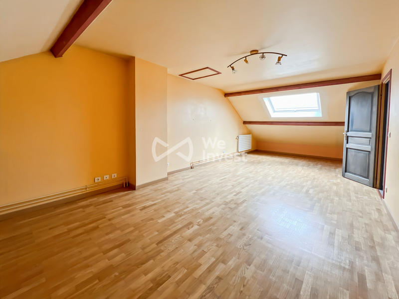 Maison - 180 m² - 6 pièces