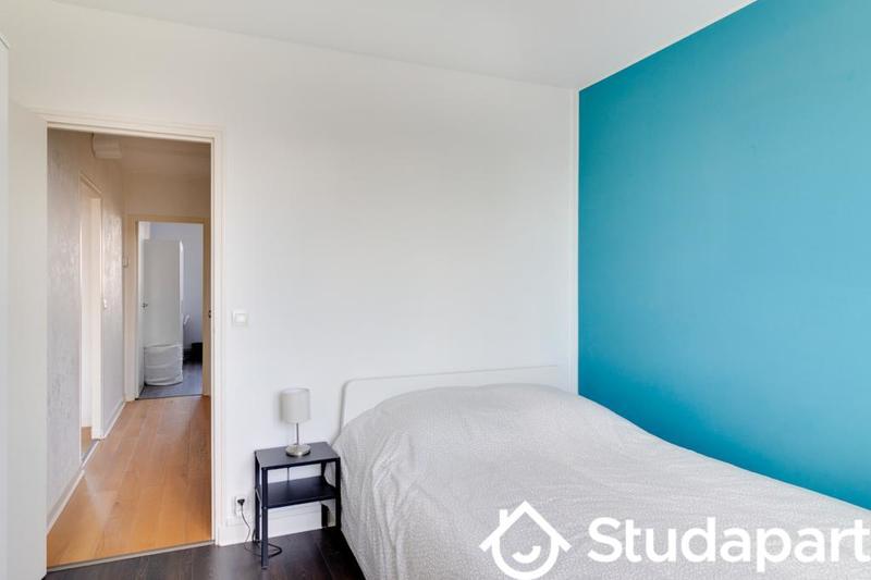 Chambre - 11 m² - 1 pièce