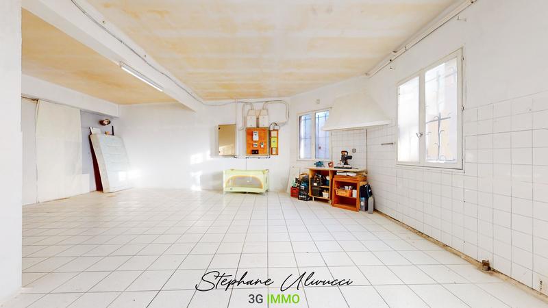 Maison - 145 m² - 11 pièces