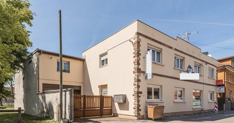 Local commercial - 324 m²