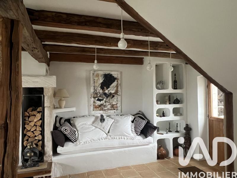 Maison - 228 m² - 8 pièces