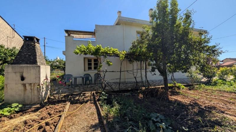 Maison - 243 m² - 7 pièces