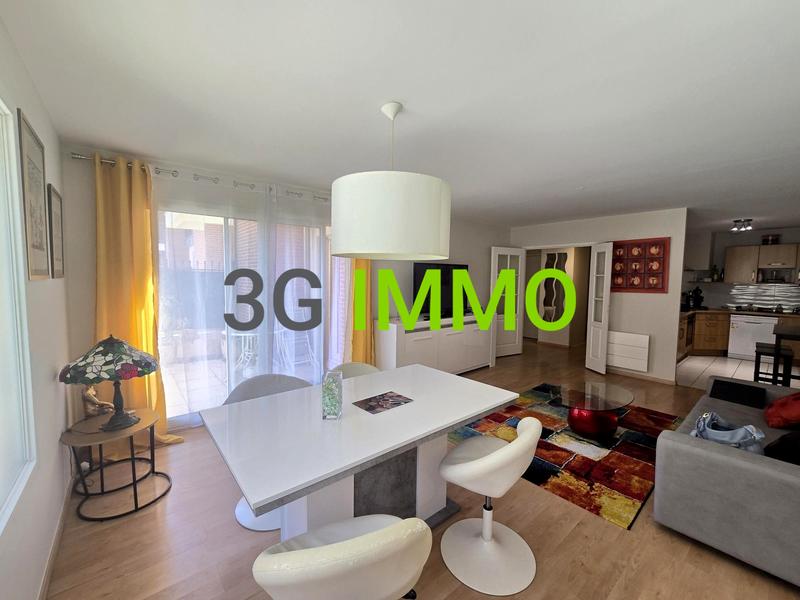 Appartement - 65 m² - 2 pièces