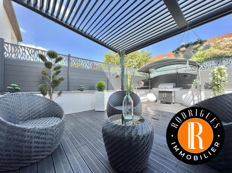 Maison - 123 m² - 5 pièces