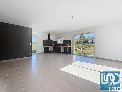 Maison - 108 m² - 6 pièces