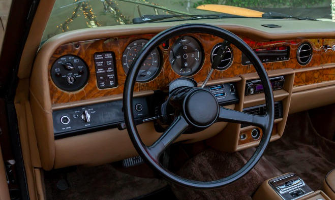Rolls-Royce Corniche Cabriolet