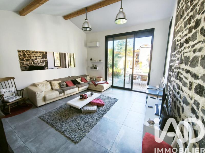 Maison - 300 m² - 10 pièces