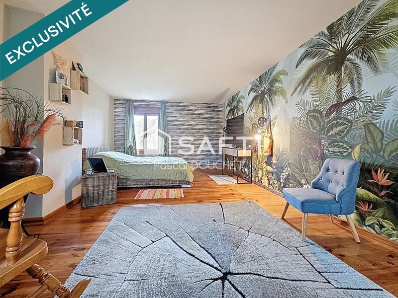 Maison - 215 m² - 6 pièces