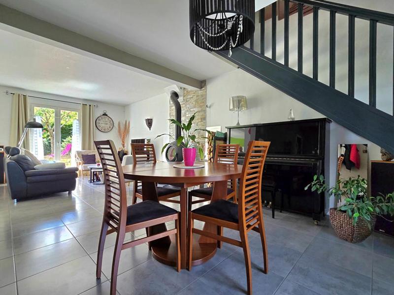 Maison - 131 m² - 7 pièces