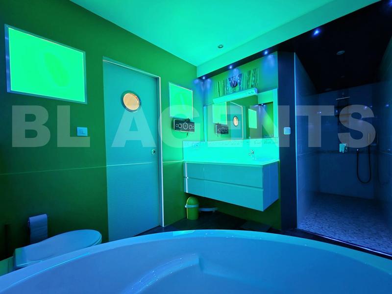 Maison - 137 m² - 5 pièces