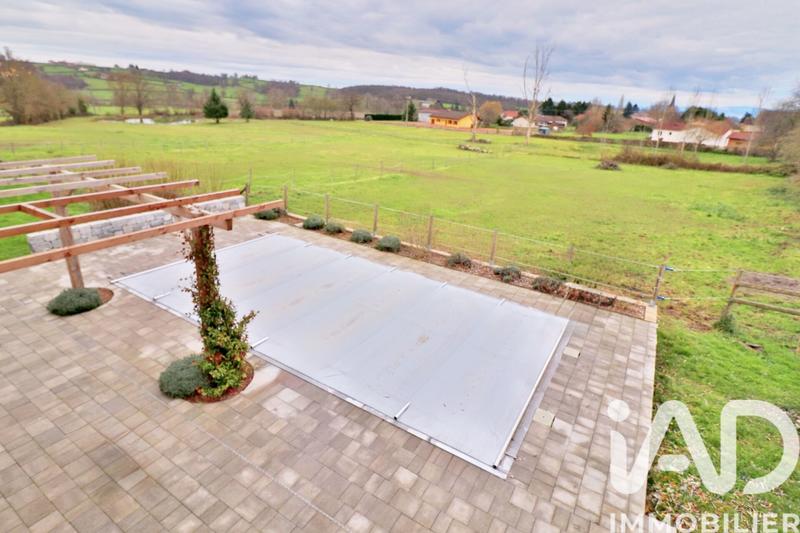 Maison - 170 m² - 8 pièces