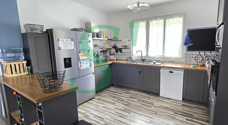 Maison - 89 m² - 5 pièces