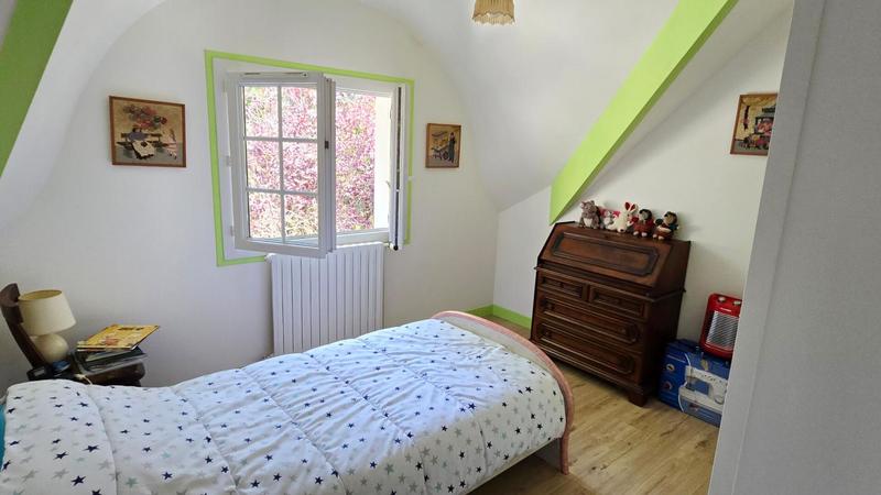 Maison - 168 m² - 9 pièces