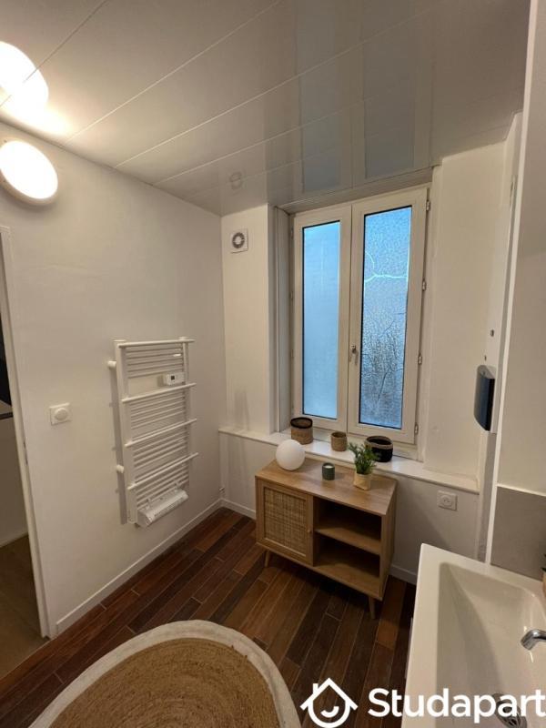 Chambre - 14 m² - 1 pièce