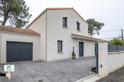 Maison - 101 m² - 3 pièces