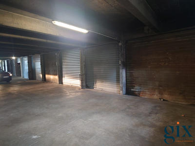 Parking / Garage - 15 m²