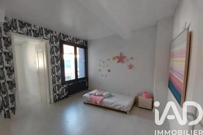 Maison - 89 m² - 6 pièces