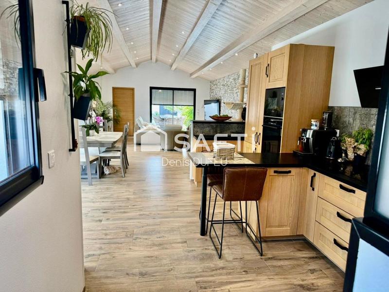 Maison - 137 m² - 4 pièces