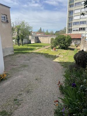 Villa - 102 m² - 5 pièces