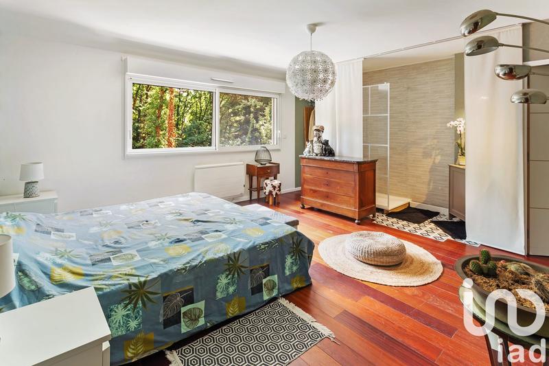 Maison - 190 m² - 7 pièces