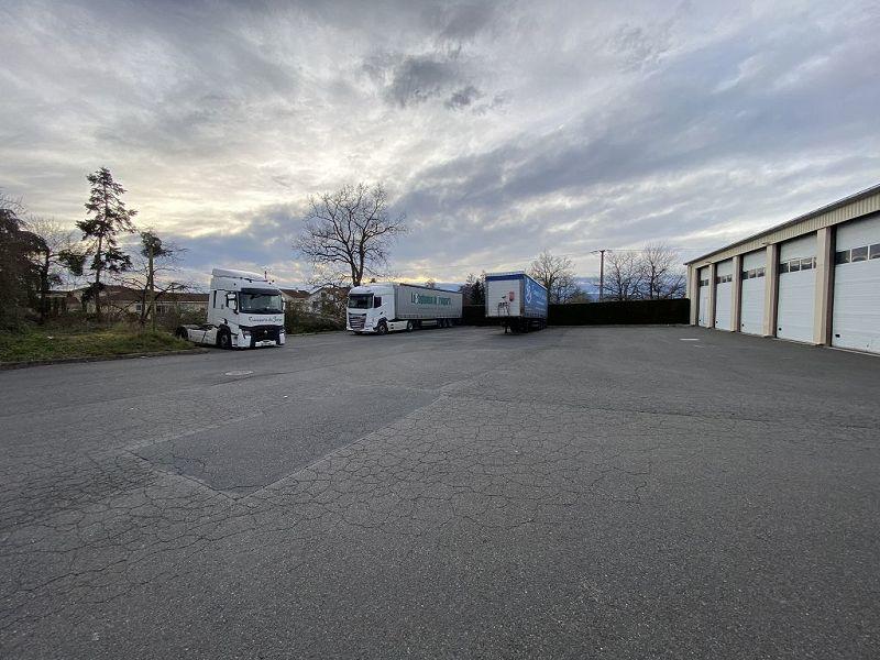 Local commercial - 310 m² - 1 pièce