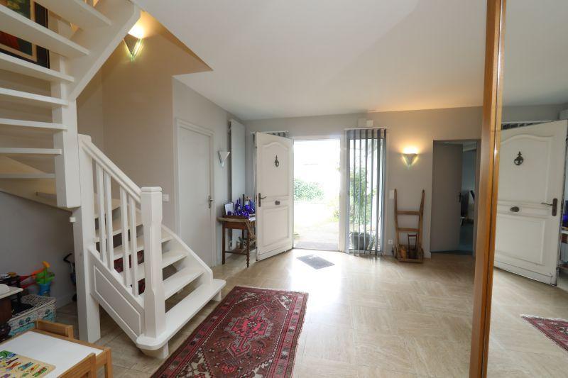 Villa - 273 m² - 8 pièces