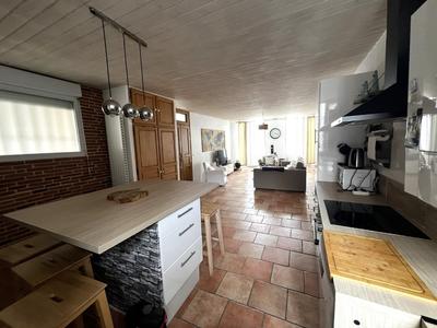 Appartement - 88 m² - 5 pièces