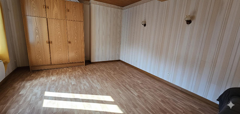 Maison - 93 m² - 4 pièces