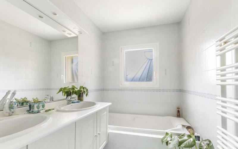 Maison - 186 m² - 5 pièces