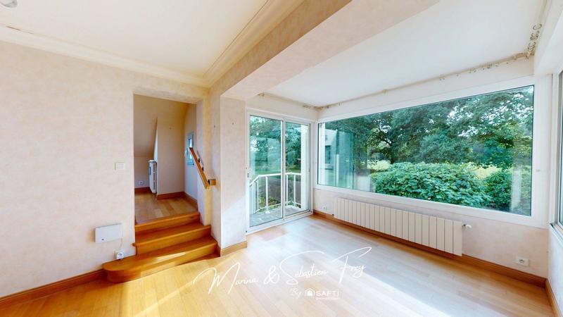 Maison - 170 m² - 6 pièces