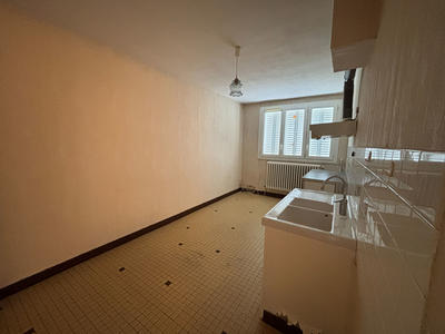 Immeuble - 6 pièces