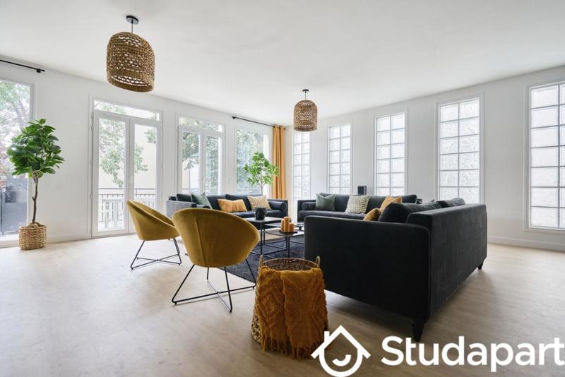 Chambre - 14 m² - 1 pièce