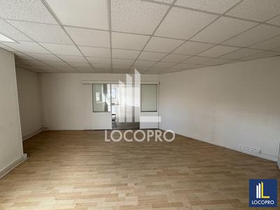Bureau - 93 m²