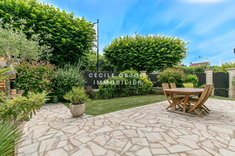 Maison ancienne - 171 m² - 6 pièces