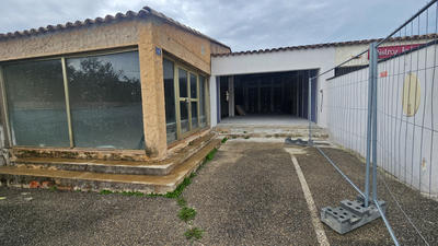 Local commercial - 90 m² - 2 pièces