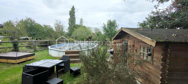 Maison traditionnelle - 128 m² - 6 pièces